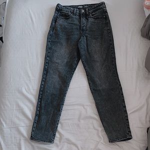 Gorgeous light washed gray -straight pants 🤍🤍